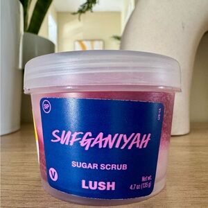 Sufganiyah body scrub